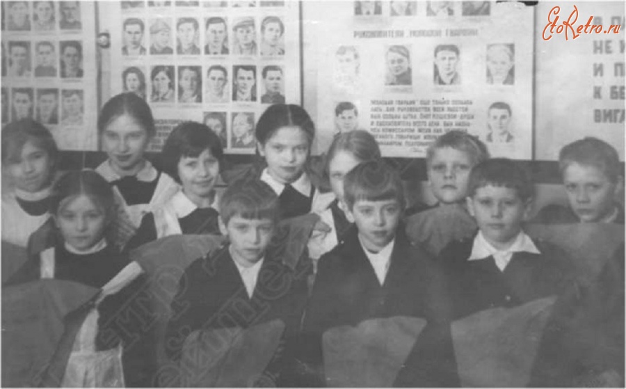 Ижевск - 1980, прием в пионеры, школа N 44