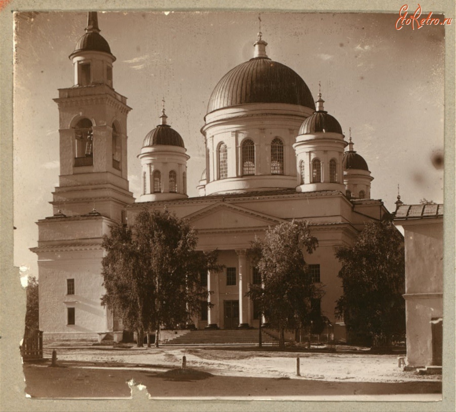 Екатеринбург - Александро-Невский собор в монастыре.