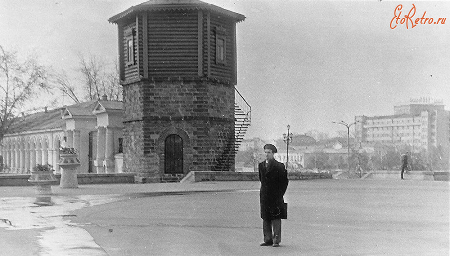 Екатеринбург - Свердловск. Водонапорная башня на Плотинке.