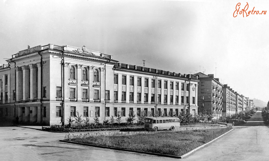 Бакал - Улица Ленина.