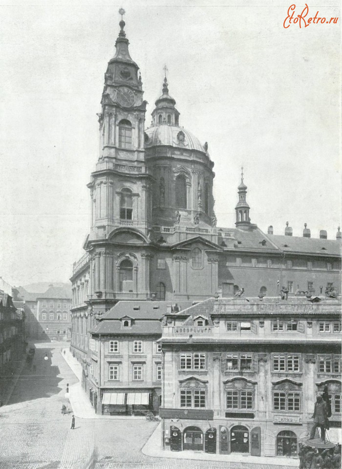 Прага - Прага.  Церква св.Миколая.