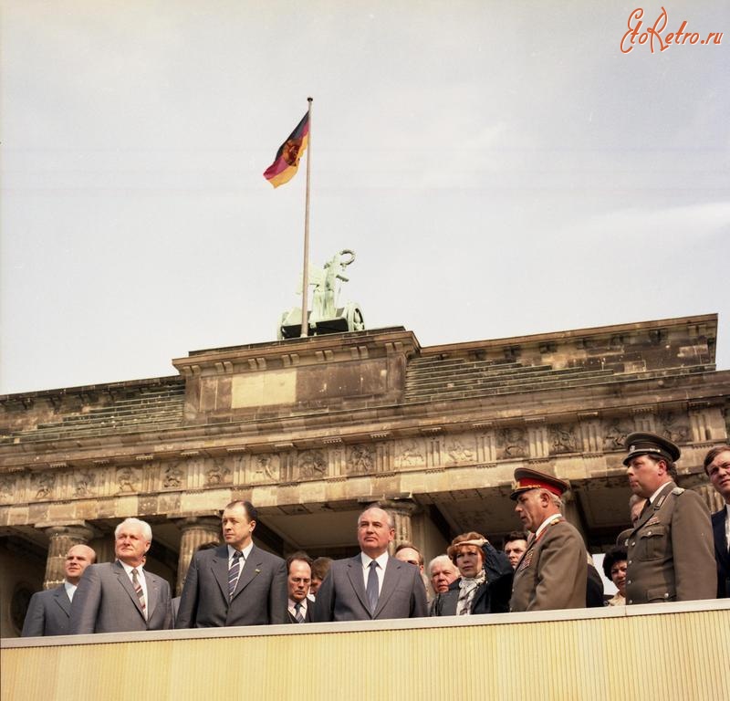 Берлин - Berlin. Michail Gorbatschow an der Mauer Германия,  Берлин