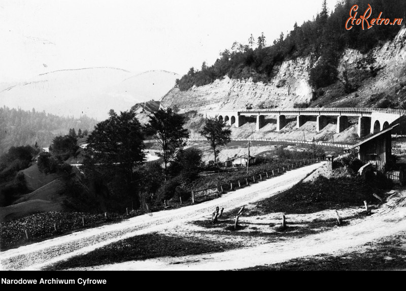 Львовская область - Сянки.  В 1933 р.почав курсувати перший  поїд Львів-Сянки.