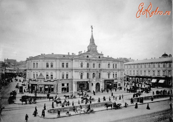 Киев - Київ.  За міською  думою знаходилася Думська площа.