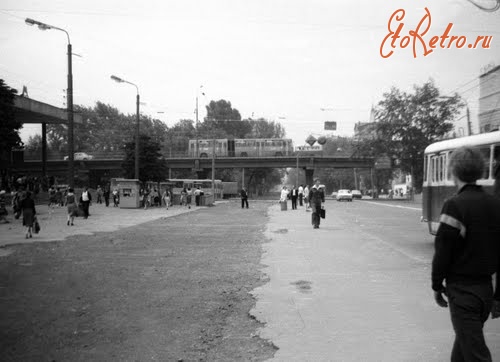 Киев - Київ.  Станція метро Більшовик (тепер Шулявська).