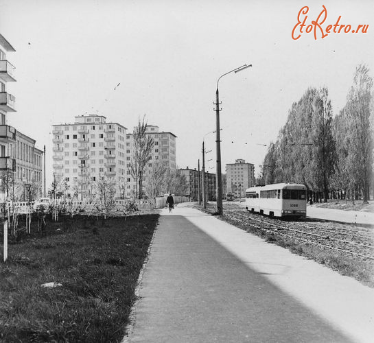 Киев - Київ.  Бульвар Івана Лепсе.