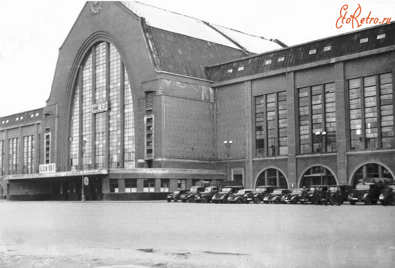 Киев - Київ.  Центральний залізничний вокзал. 1942 р.