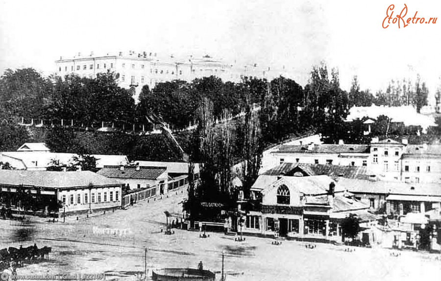 Киев - Киев.  Крещатицкая площадь.