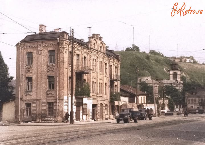 Киев - Київ.  Вул. Глибочицька Старовинний будинок.