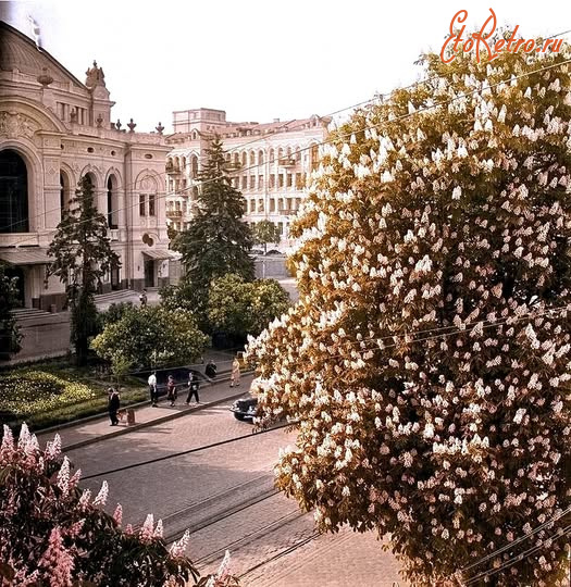 Киев - Київ.  Оперний театр. Травень 1959 р.