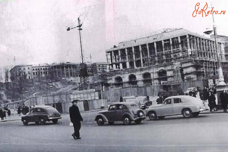 Киев - Київ.  Будівництво консерваторії на Хрещатику.