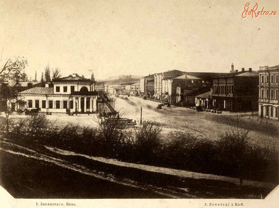 Киев - Київ.  Європейська площа і Хрещатик. Будинок ліворуч-садиба  Целесина    Верле.