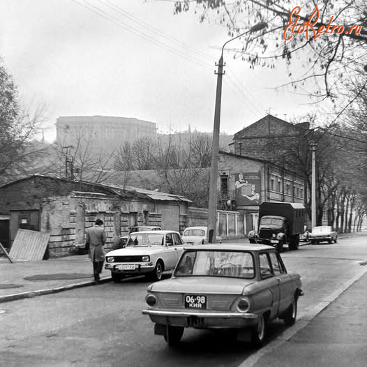 Киев - Київ.  Андріївська вулиця.