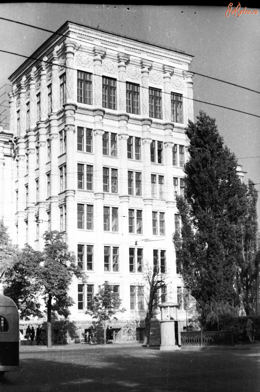 Киев - Київ. Політехнікум зв