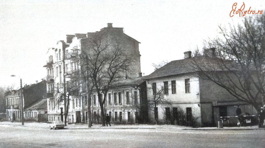 Киев - Київ.  Вул. Антоновича.  Фото В.Галайби.