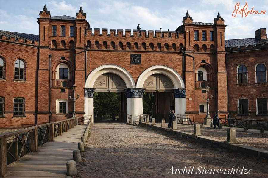 Киев - Київ.  Никольькі ворота.