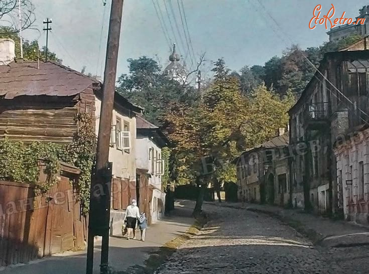 Киев - Київ.  Вул.Воздвиженська на Подолі.