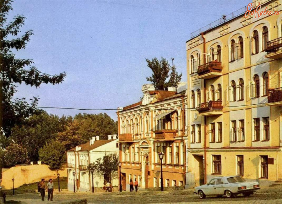 Киев - Київ.  Анріївський узвіз.