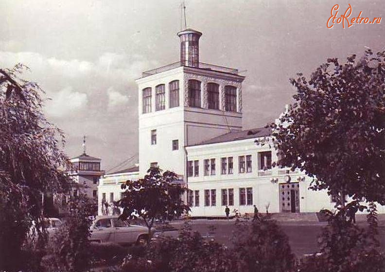 Киев - Київ.  Міжнародний аеропорт 