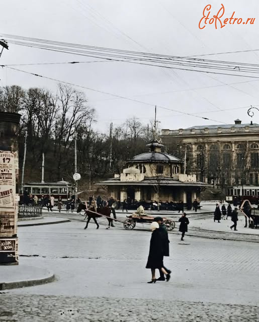 Киев - Київ.  Європейська площа (тоді пл.III  Інтернаціоналу).