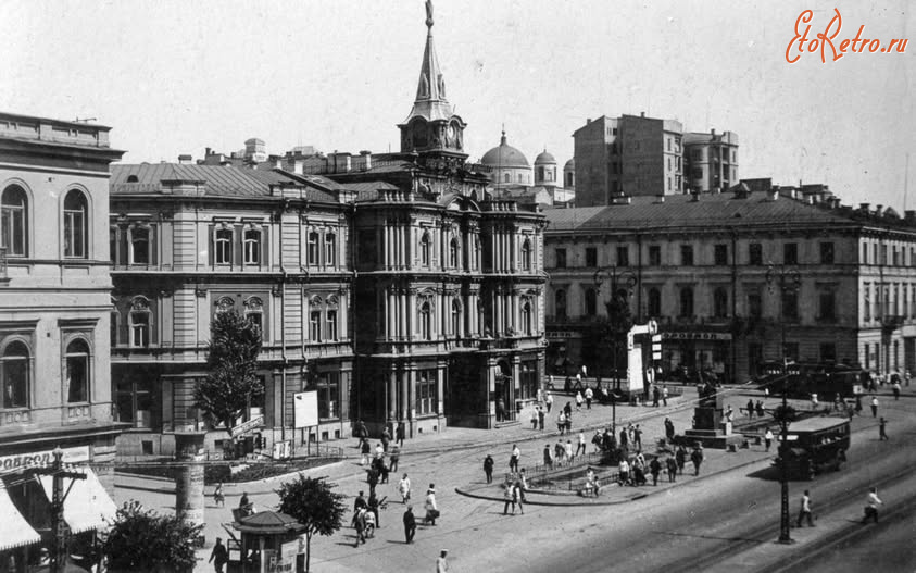 Киев - Київ. Площа перед міською Думою (побудована в 1876 р.).