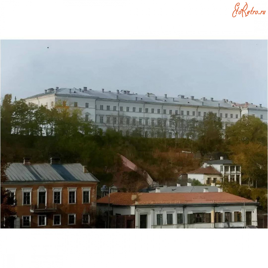 Киев - Центр Києва в кольорі: Інститут шляхетних дівчат.