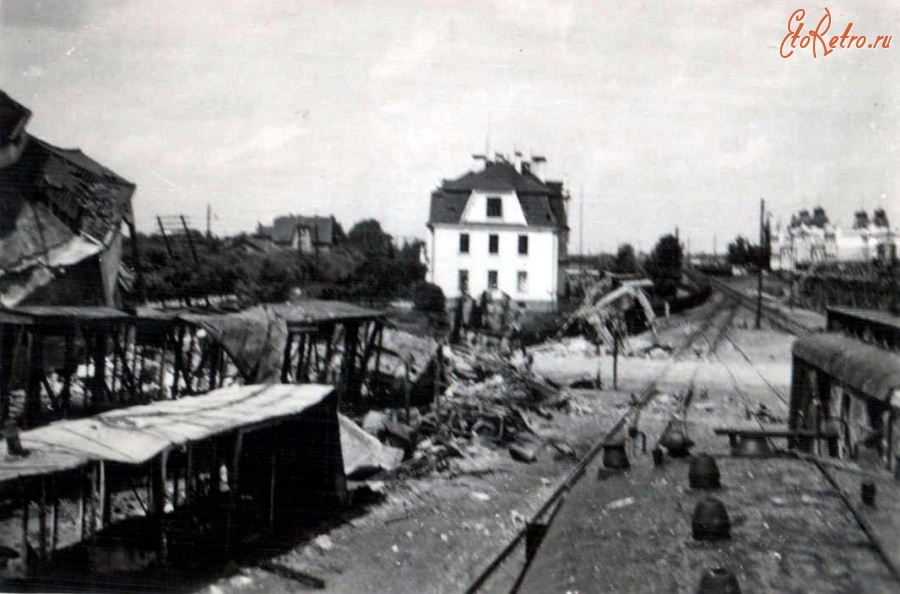Ковель - Водонапорная башня на вокзале посля бомбардирования немцами в июне 1941 року. Украина,  Волынская область