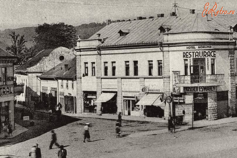 Хуст - Хуст.  Площа Масарика.  Готель 