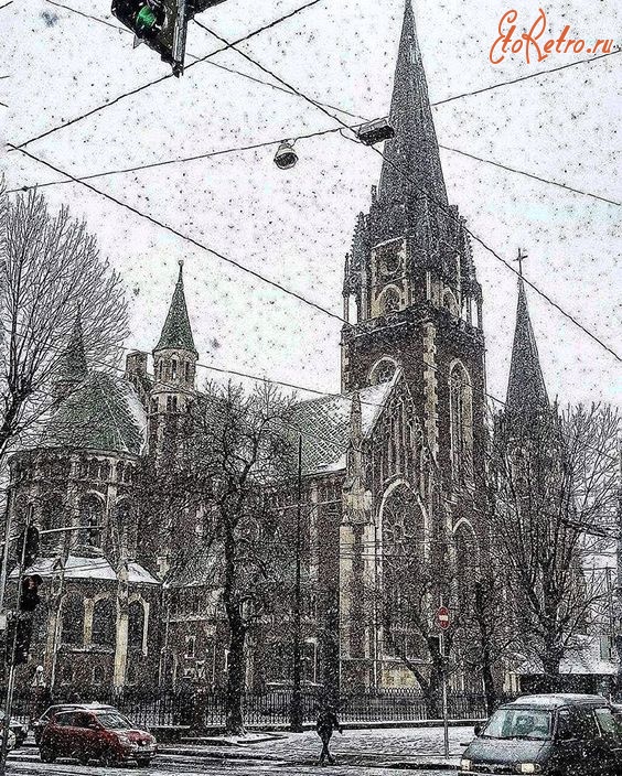 Львов - Львів.  Церква св. Ольги і Елисавети. Перший сніг.