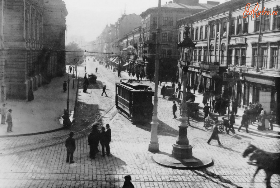 Львов - Львів.  Перехрестя вулиць Легіонів та Казьмежовської.