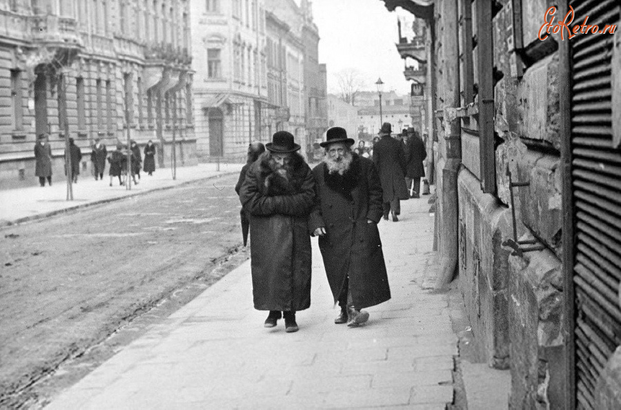 Львов - Львів.  Довоєнне фото сучасної вулиці Шолом Алейхема.