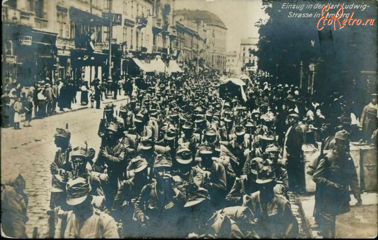 Львов - Львів. Австро-угорські солдати на вулицях Львова в 1915 року.