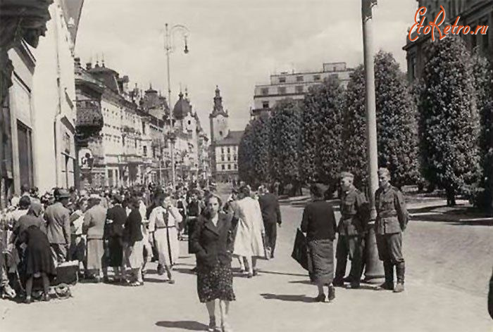 Львов - Львів.  Вулиця Академічна під час окупації.