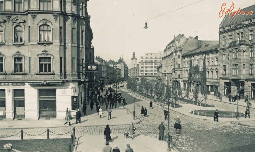 Львов - Львів.  Вул. Академічна.