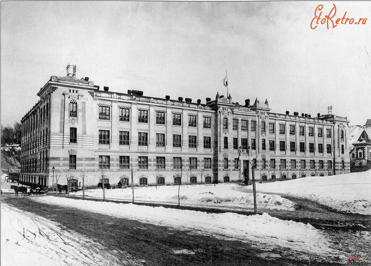 Львов - Львівський коледж транспортної інфраструктури.