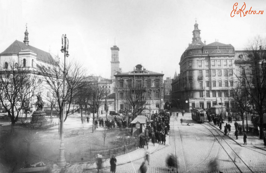 Львов - Львів.  Площа св.Духа.