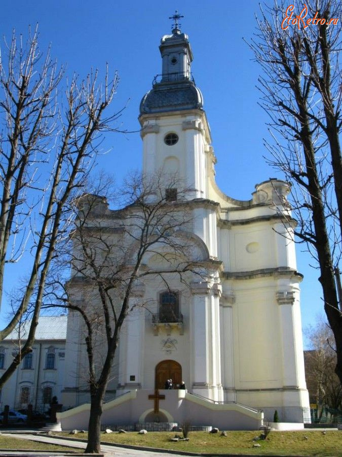 Львов - Львів.  Храм Пресвятої Трійці УГКЦ.