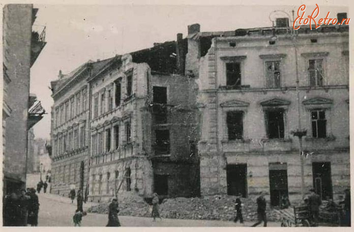 Львов - Львів.  Зруйнований будинок на вул.Коральницькій.