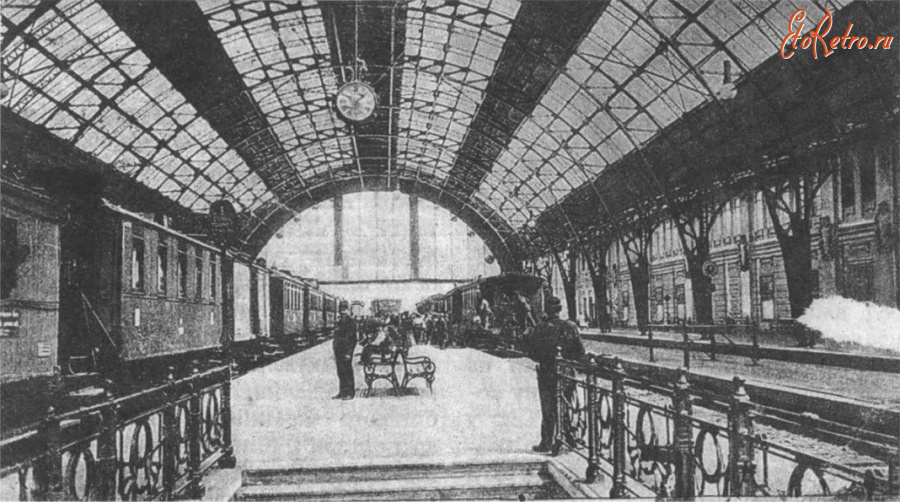 Львов - Львів. Залізничний перон.