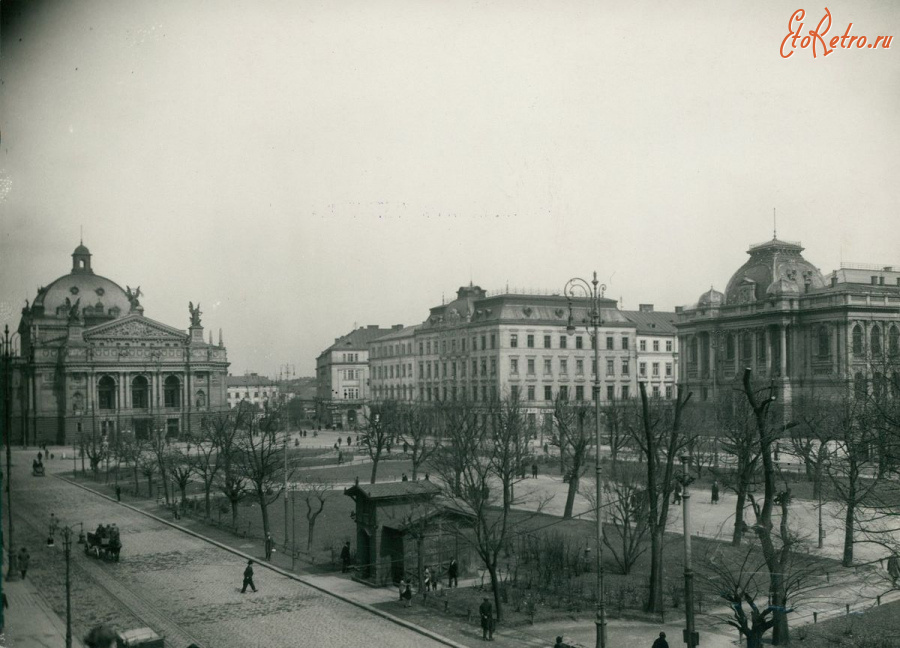 Львов - Львів.  Театр опери та балету.