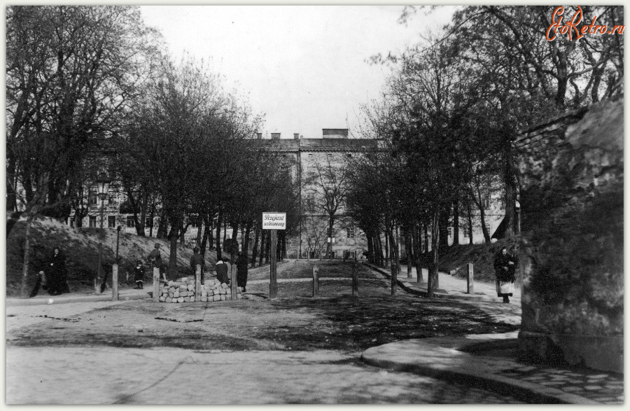 Львов - Львів.  Вул.Підвальна.