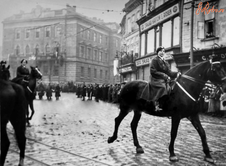 Львов - Львів.  Галицька площа.