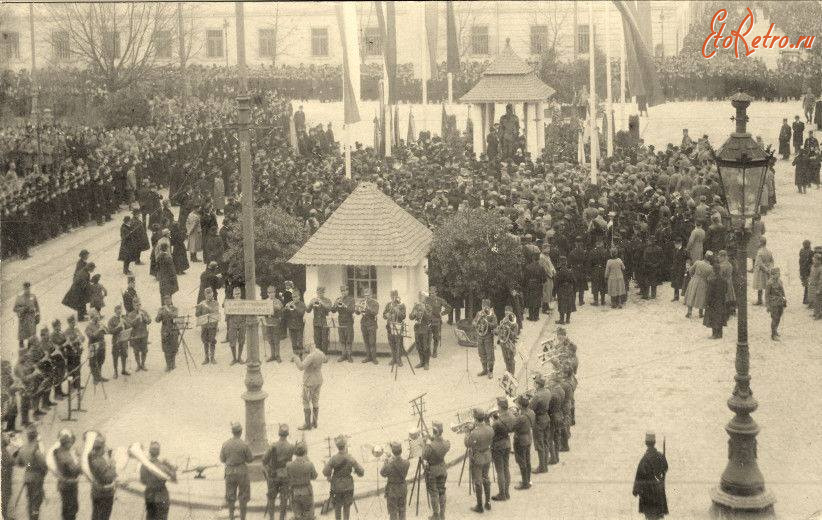 Львов - Львів. Вул Кароля Людвіга. Збір коштів на потреби польського війська.