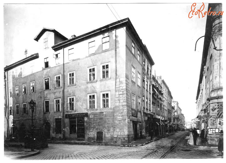 Львов - Львів.  Вул.Руська на перетині з вул.Бляхарською. Поч.ХХ ст.