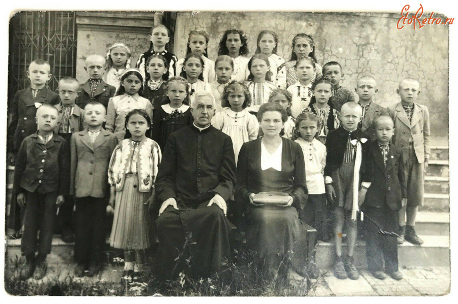 Львов - Львів.  Українська школа.