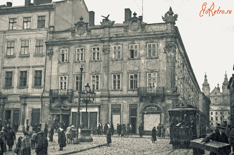 Львов - Львів.  Площа Ринок.
