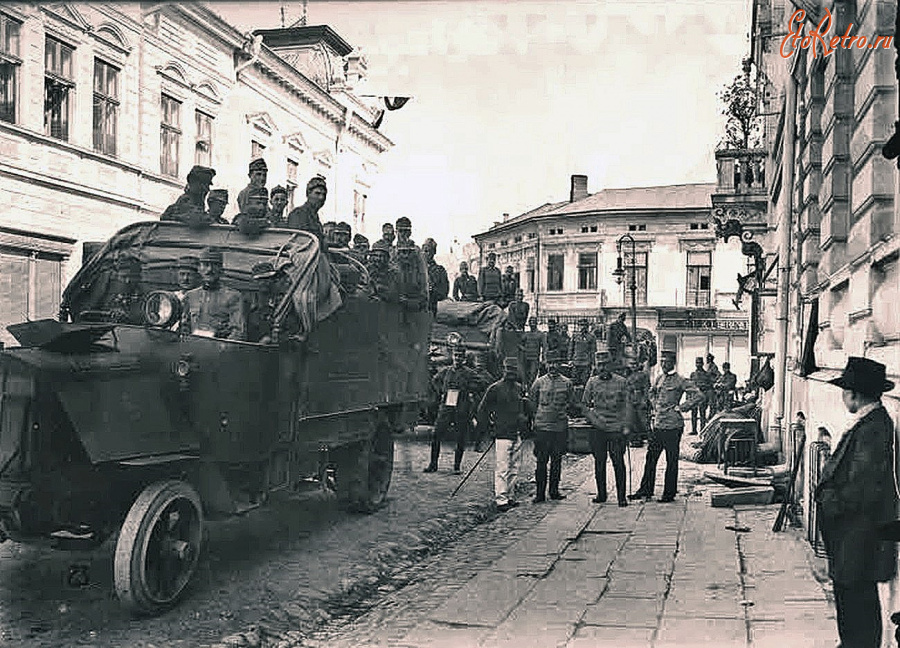 Коломыя - Коломия. Вул.Тадеуша Костюшки. Австрійські війська піл час війни. 1918 р.