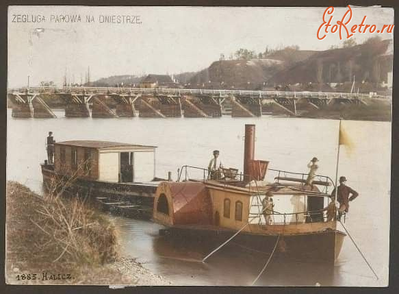 Галич - Галич.  Паровий катер на Дністрі.