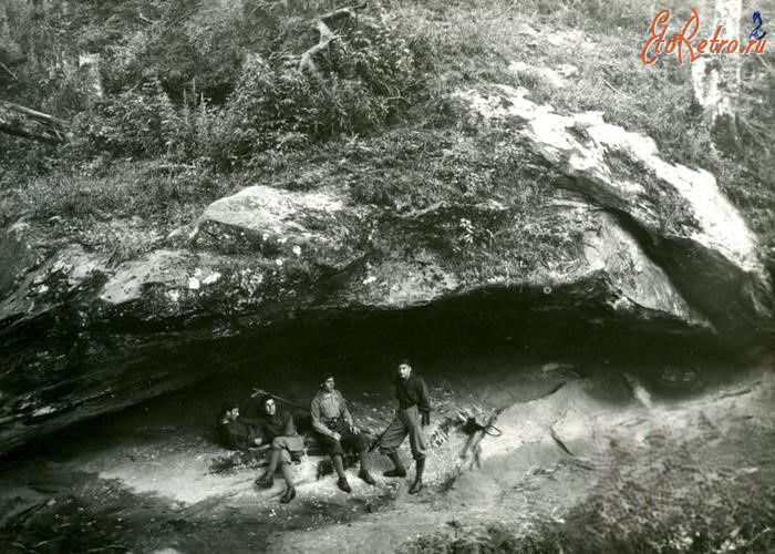 Надворная - с.Манява.  Манявський скит. Блаженний камінь Манявського скиту.