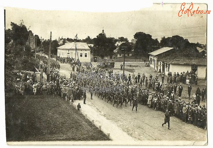 Снятын - Снятин.  На параді 49 полку війська Польського в 1930 році.